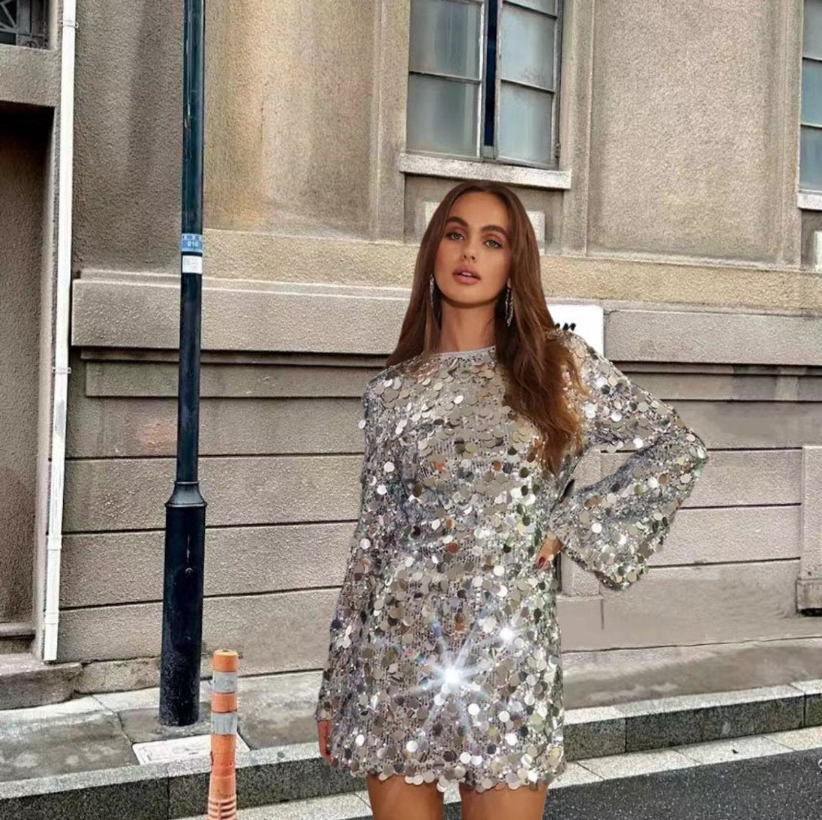 Round-Neck Long Flared-Sleeve Sequin Mini Party Dress