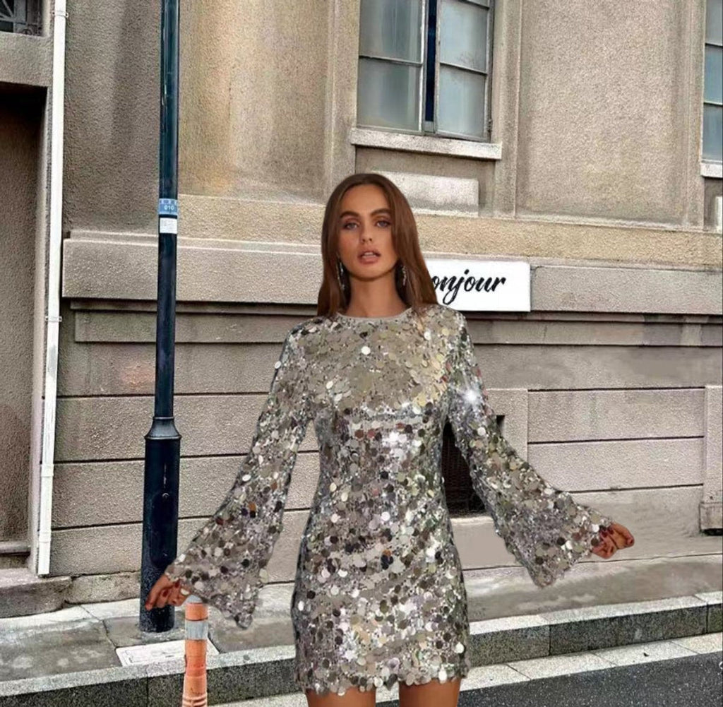 Round-Neck Long Flared-Sleeve Sequin Mini Party Dress in Silver